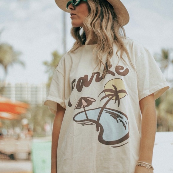 Parke Miami Resort Graphic Tee in cream